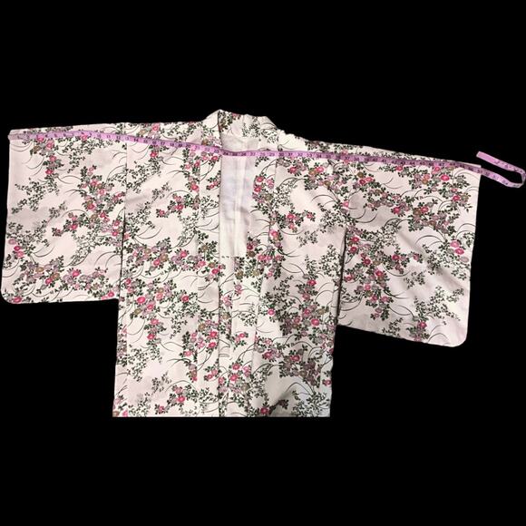 PERFECT Amazing, Perfect Condition Short Authentic Silk Kimono One Size - Picture 6 of 9